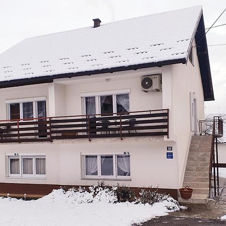 Apartman Sofia Otočac Zewnętrze zdjęcie